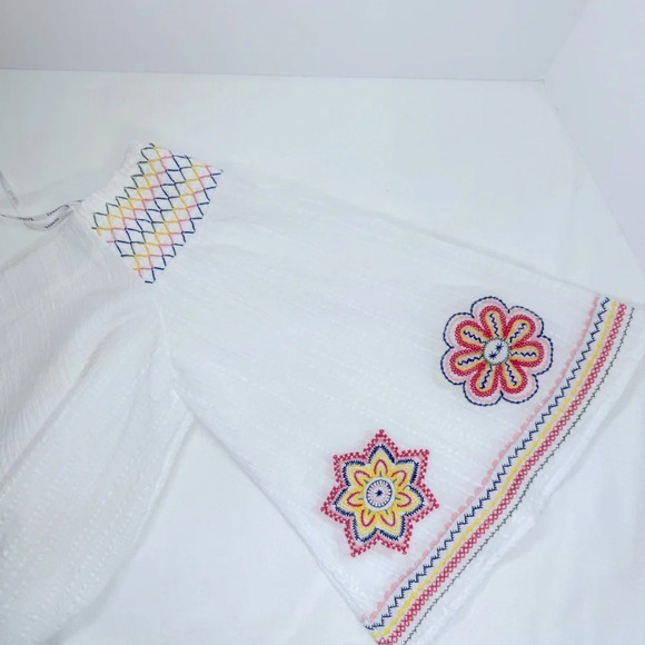 Xoxo embroidered white top size M - Picture 7 of 7